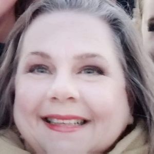 Meet your Posher, Lorri